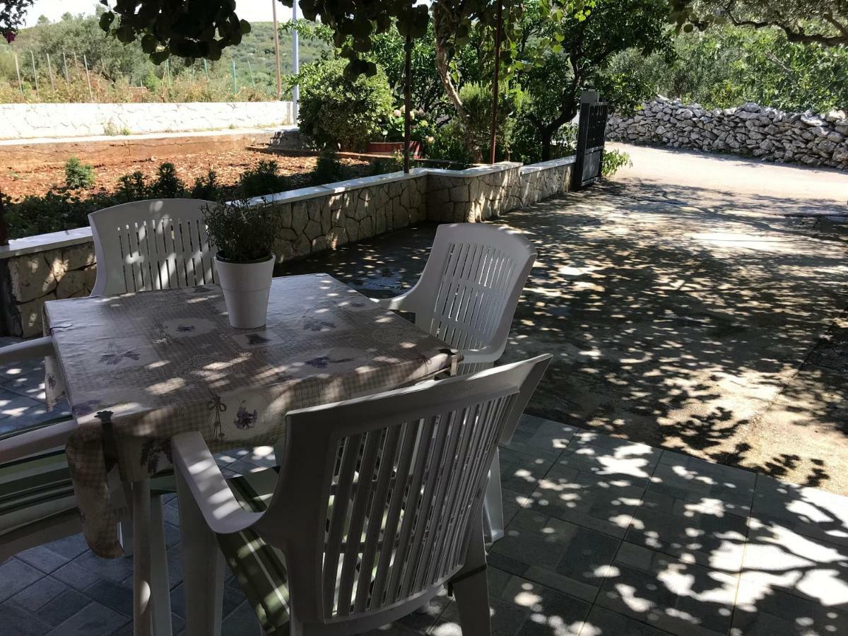 Apartman Mirjana With Terrace And Free Parking Donji Okrug  Exterior foto